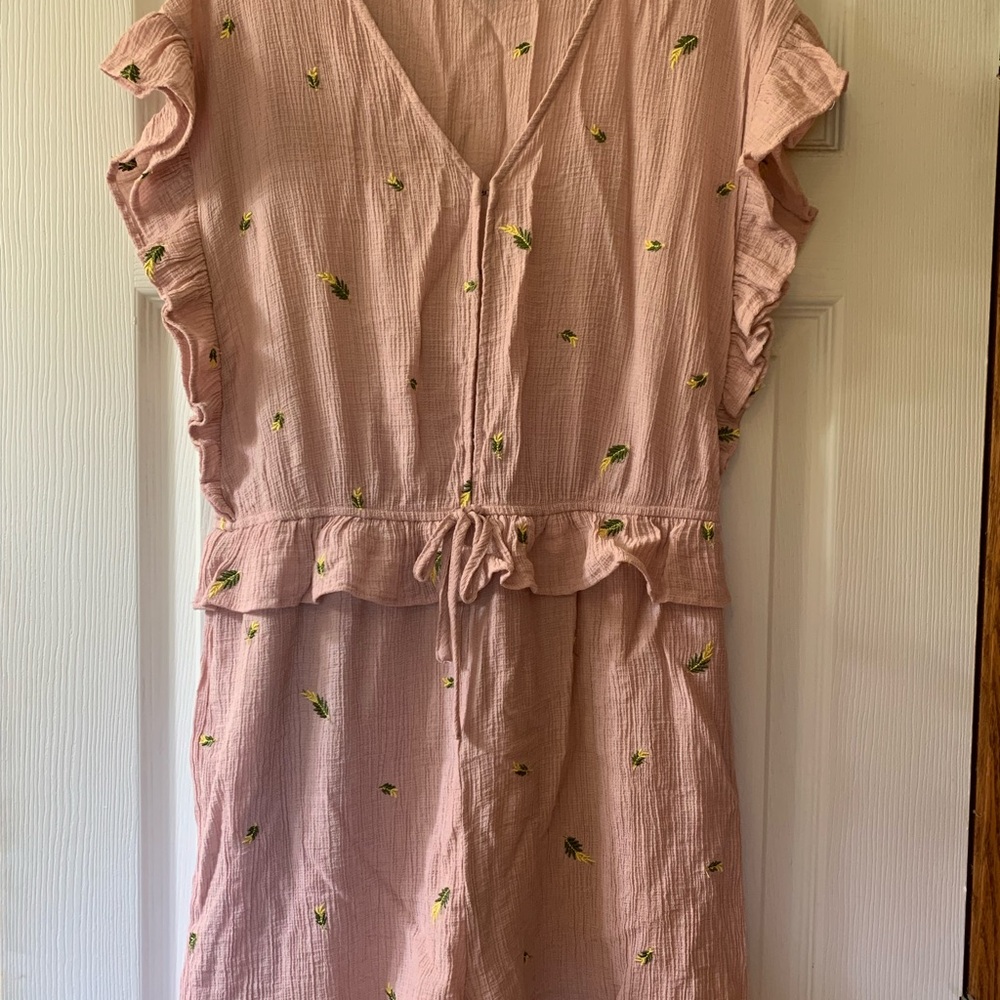 Ladies shirts romper with Floral Accents